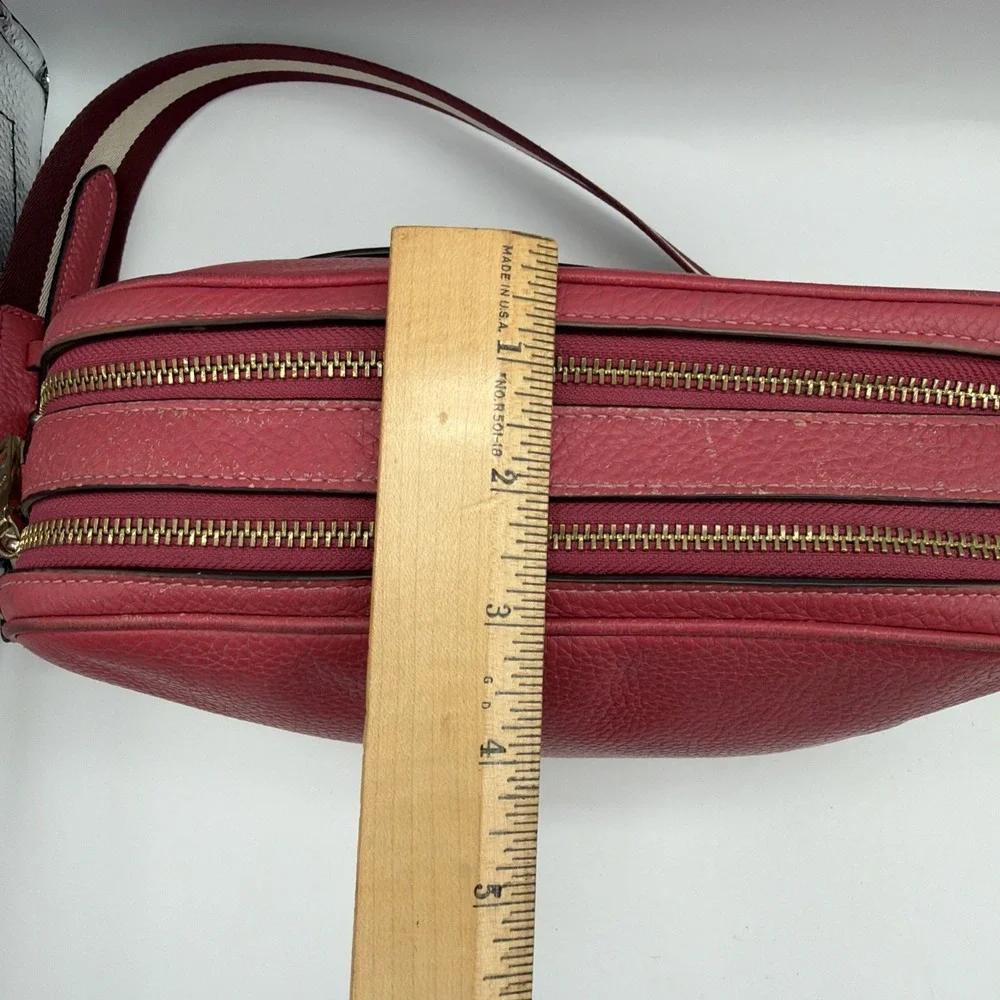 Coach C5805 Women's Crossbody 6 in - Red